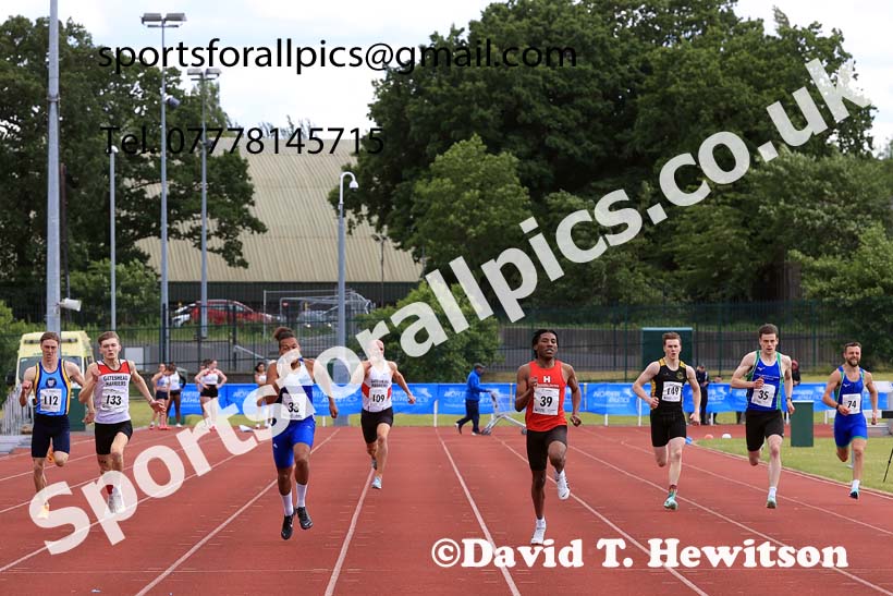 Senior Mens 400 metres, 2024 Northern Senior and Under-20s Track and Field Champs, Middlesbrough.  Photo: David T. Hewitson/Sports for All Pics